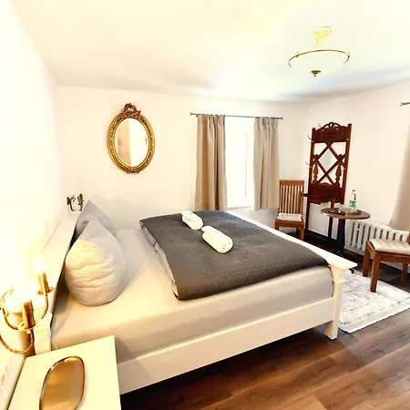 Maerchenland Pensión 3*