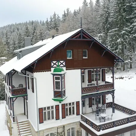 Maerchenland Pensión 3*